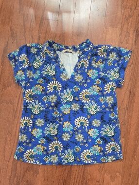 Soft Surroundings Blue Floral Top Size Petite Medium